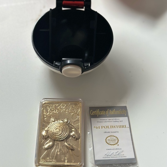 POKÉMON Limited Edition 23K Gold-Plated Trading Card - Picture 2 of 5